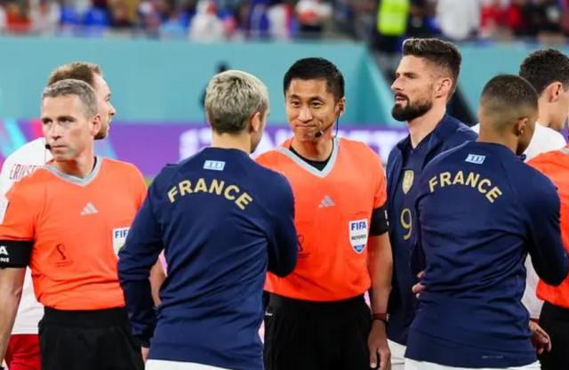 三亿体育官网-马宁谈与巴索戈的“江湖恩怨” 致歉未能主裁世界杯